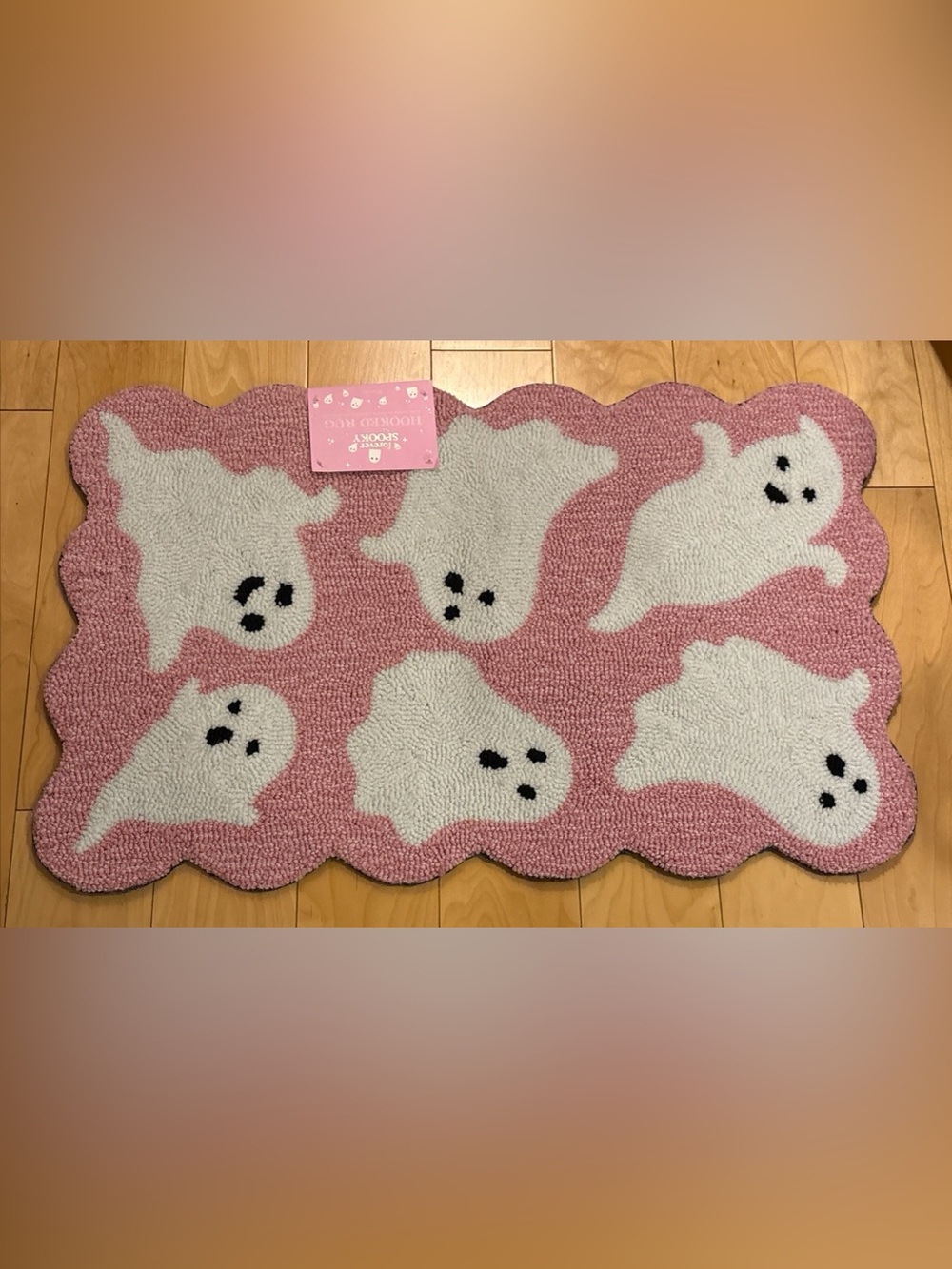 Ghost Pink & White Halloween Throw Mat Hooked Rug NEW 20” X 32